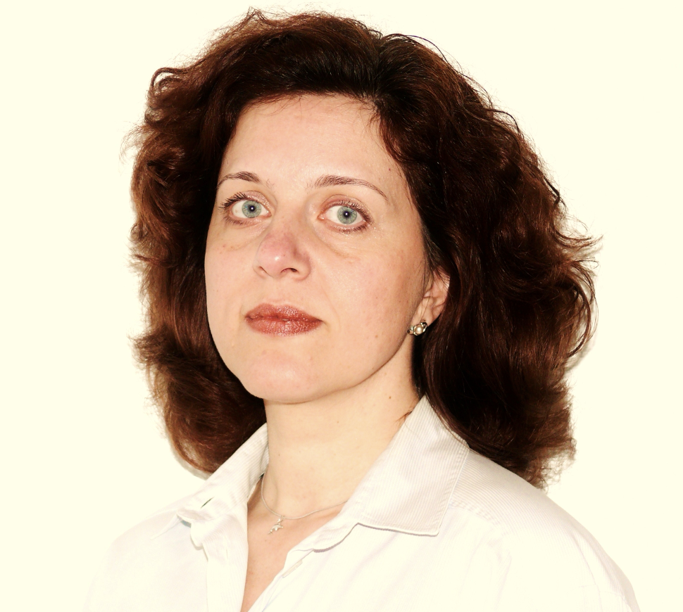 Dr. Doina Arion